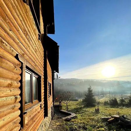 Hébergement de vacances на полумистому