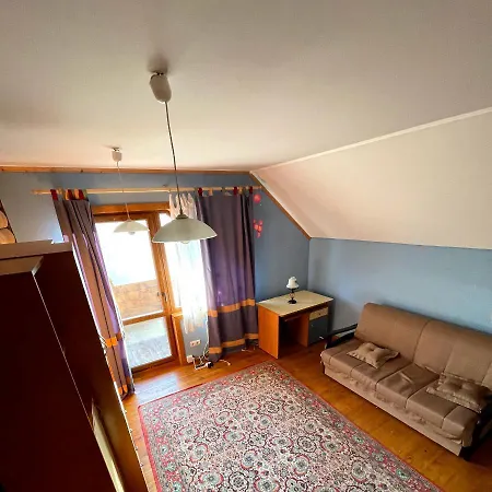 Casa vacanze на полумистому